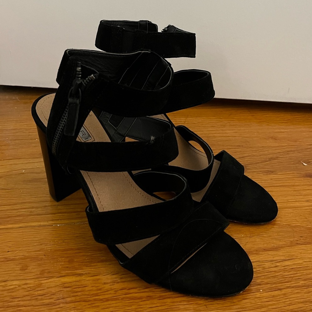 Tahari Black Suede 3in Block Heels